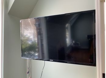 Samsung UN40H5003BF 5 Series - 40' LED TV