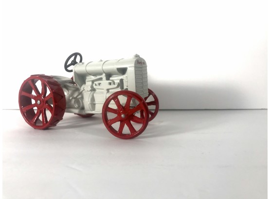 Reproduction - Cast Iron - Fordson Toy Tractor