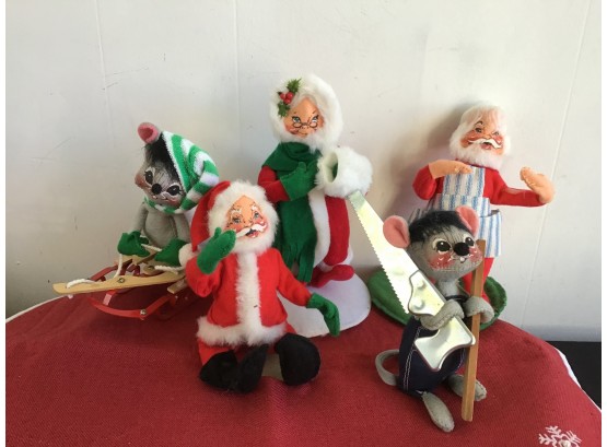 Santa And Mrs. Claus And Friends Anna Lee Lot