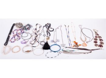 Wide Selection Of Necklaces, Bracelets & More