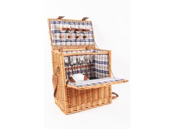Complete Picnic Basket, Service For Four