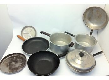Mixed Lot Aluminum Pots Pans Lids Kitchenware Wear Ever Unbranded (Lot 2)