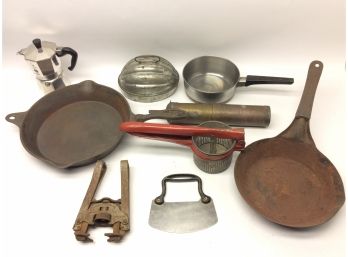 Mixed Lot Of Vintage Used Kitchenware Kitchen Accessories Pans Strainer Chopper Comstock Bolton Capper