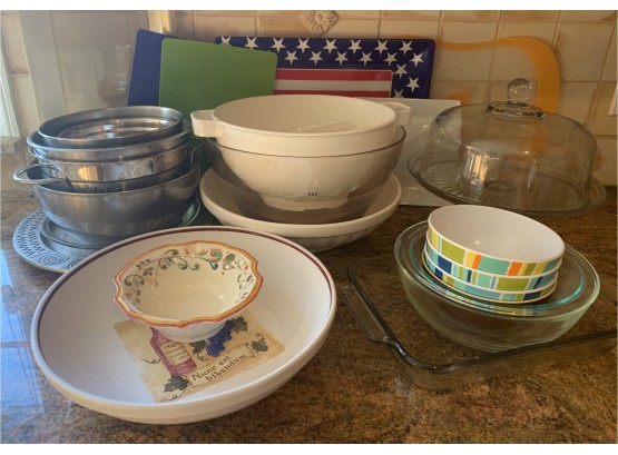 Miscellaneous Serving Bowls, Trays, Cake Plates & Mix Ing Bowls.  -