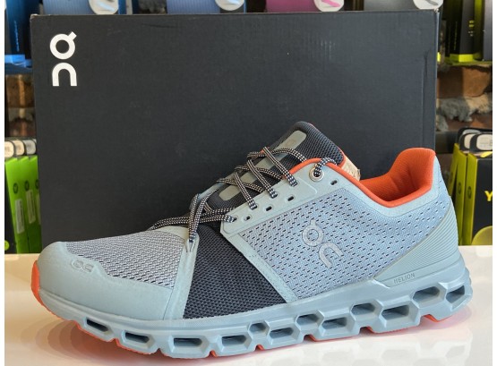ON CLOUDSTRATUS  Men’s Running Sneakers Size 9, Retail: $169.99