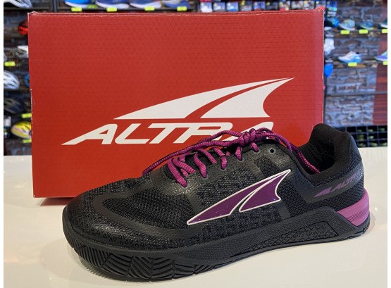 ALTRA HIIT XT Woman’s Running Sneaker Size 8.5 Retail: $ 100. 00