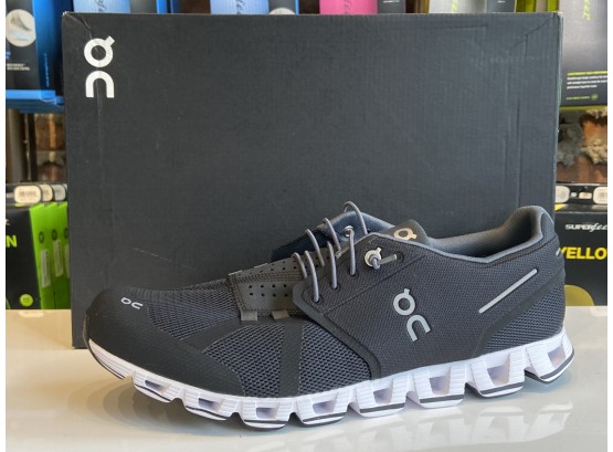 ON CLOUD 11 Men’s Running Sneaker Size 10, Retail: $130