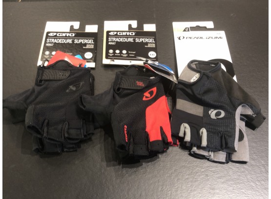Two Pair Men’s Giro Supergel/One Pair Men’s Pearl IZumi Cycling Gloves - Size XL, Retail $30 Each