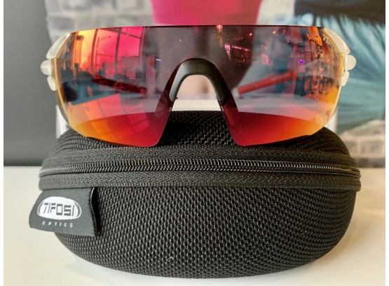 Tifosi Optics Podium XC Sunglasses With Interchangeable Lenses, New In Box, Retail $80
