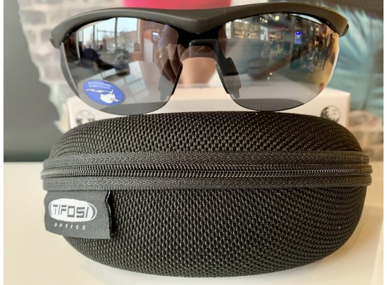 Tifosi Optics Slip Sunglasses With Interchangeable Lenses, New In Box, Retail $70