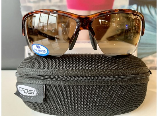 Tifosi Optics Mira Polarized Sunglasses With Case, New In Box, Retail $70
