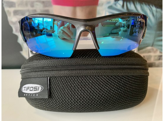 Tifosi Optics Radius FC Sunglasses With Interchangeable Lenses, New In Box, Retail $80