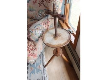 Early American Side Table Candle Stand With Tripod Legs
