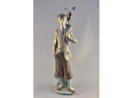 Lladro 'Waiting To Tee Off' Retired Figurine No 05301