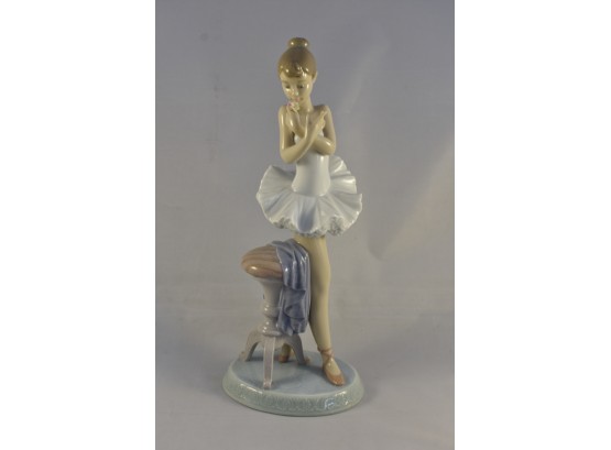 Lladro 'For A Perfect Performance' Figurine No 07641