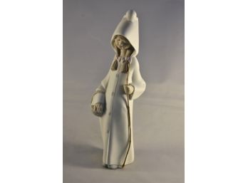 LLadro 'Sheperdess With Staff' Figurine No 4678 Lot 2 (Matte Finish)