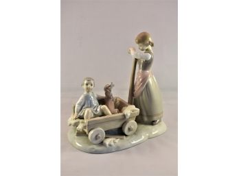 Lladro 'The Wheelbarrow' Figurine No 1245
