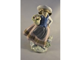 LLadro 'Sweet Scent' Figurine No 5221