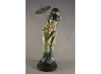 LLadro 'Japonesita Sombrilla' Figurine No 4.988 Lot 1