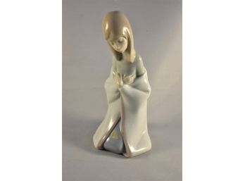 LLadro 'Virgin' Figurine No 4671 Lot 2