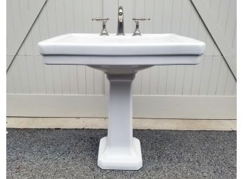 Celite Porcelain Pedestal Sink