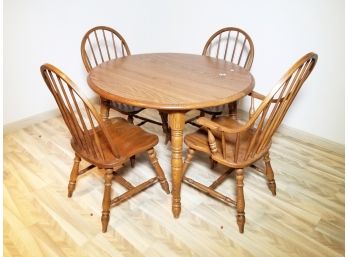 Vintage Temple-Stuart Oak Hill Collection Solid Hardwood Kitchen Table And Chairs