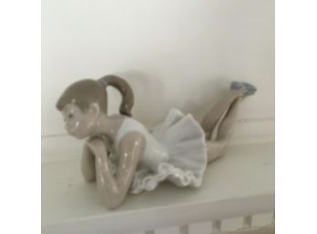 LLadro Dao Collection Reclining Ballerina Girl Figurine
