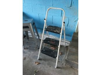 Metal Step Chair