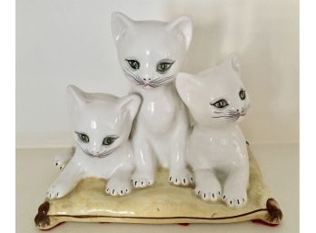 Vintage Hand Painted Porcelain Italian Cats Figurine