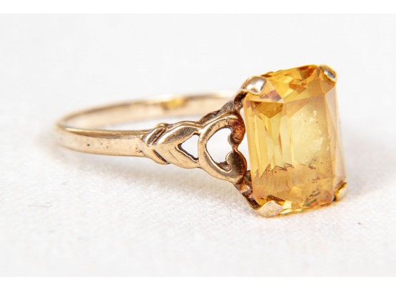 14k Gold Ring W/Beautiful Yellow-Orange Topaz Gemstone