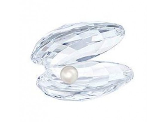 SWAROVSKI Crystal Shell With Pearl Figurine