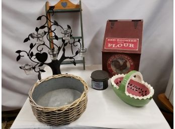 Lot Of Country Decor