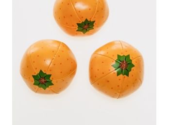 Unusual “Orange” Juggling Balls