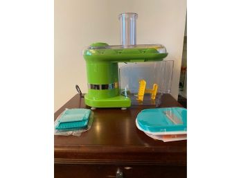 Cook's Essential Juicer And Graters