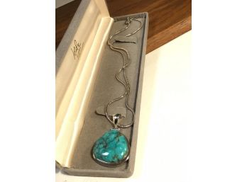 (J35) Beautiful Sterling Silver Snake Chain W/LARGE Turquoise Pendant Necklace