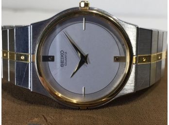 (J58) Very Thin Vintage SEIKO Watch (w/Extra Links) - Expensive Model