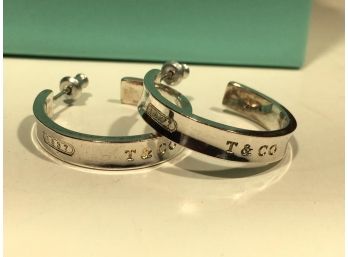 (J2) Fabulous TIFFANY & Co Sterling Silver Earrings '1837 Collection' W/Box WOW !