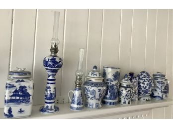 9 Pcs Of Blue And White Household Decor