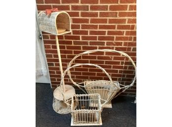 2 Unique Wicker Baskets And Wicker Mailbox Decor