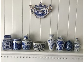 9 Pieces Of Decorative Blue And White Pieces