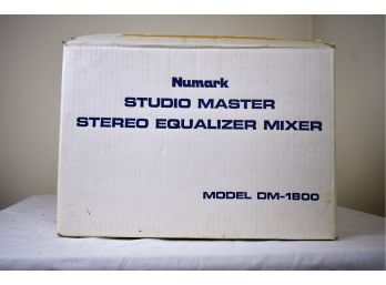 Numark DM-1800 Studio Master Stereo Equalizer