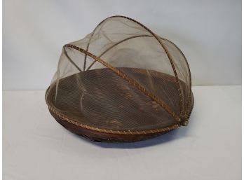 Antique Woven Basket W/Pest Proof Mesh Dome Picnic Handmade Fruit Vegetable Bread Cover
