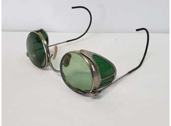 Very Rare Antique Pristine Green Steampunk Safety Glasses Goggles