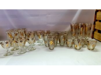 Mid Century Anchor Hocking Starlyte Frosted 22K Gold Leaf Leaves Glassware