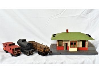 American Flyer Talking Station And O Scale Train Cars