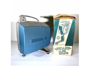 Vintage - Keystone 67 Projector With Additional Light