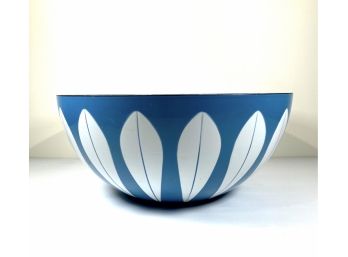 Vintage - Catherineholm - Blue Lotus Enamel Bowl
