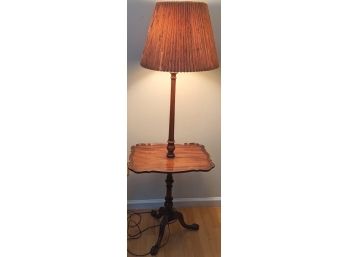 Georgian Style Mahogany Frame Lamp Table, Sculpted Plate, On 3 Arched Legs - Shantung Shade