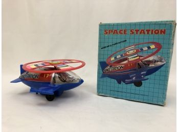 Korea Made ASTRONAUT SPACE STATION SHIP Wind-Up Vehicle/Toy  With Original Box