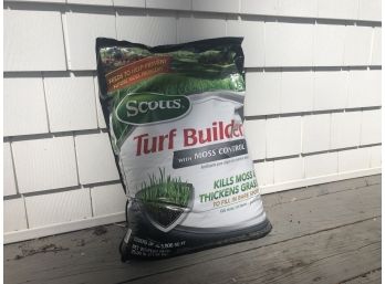 Scotts Turf Builder (covers Up To 5,000ft)